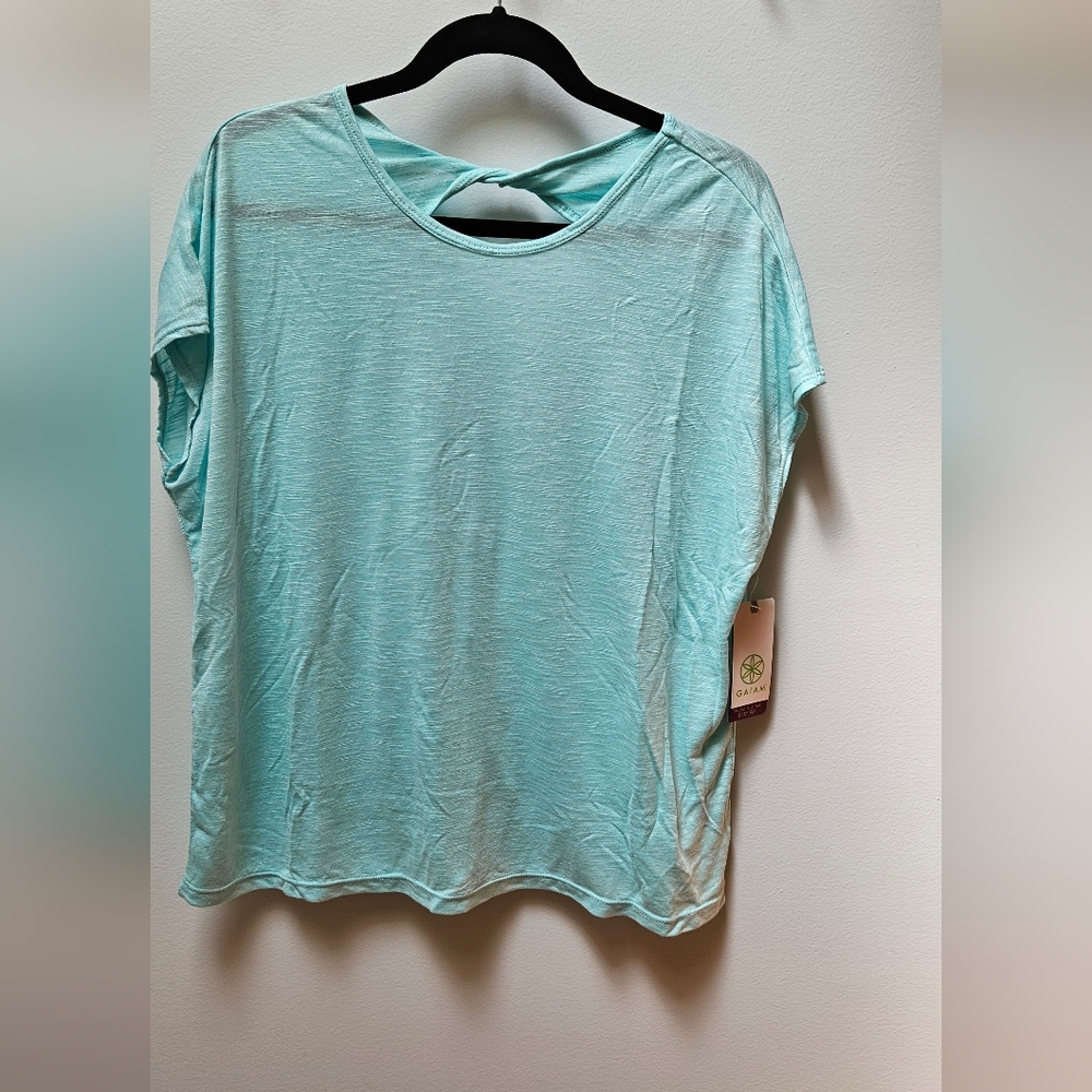 NWT GAIAM Aqua Short Sleeve Tee